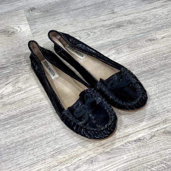 Steve Madden Black Patent Leather Moccasin Flats with Bow Detail Size 8.5 - Picture 2 of 9